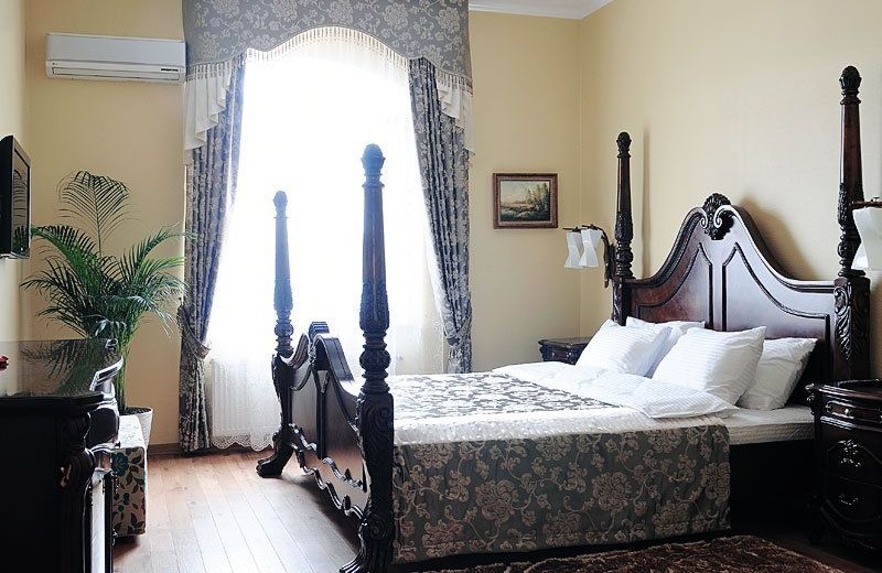 MelRose Hotel