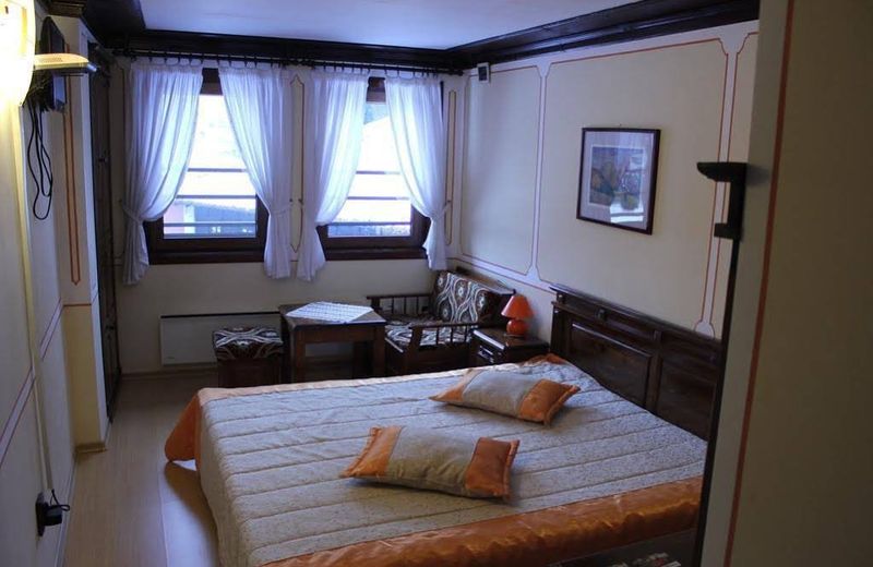 TRADITSIA GUEST HOUSE