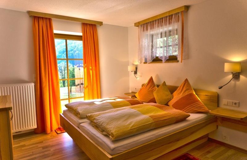 Hotel & Chalets Lampllehen