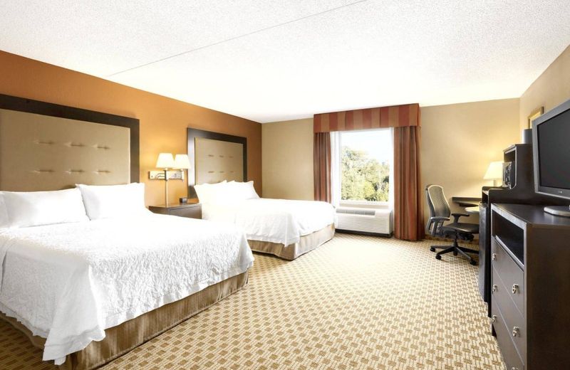 Hampton Inn & Suites Herndon-Reston