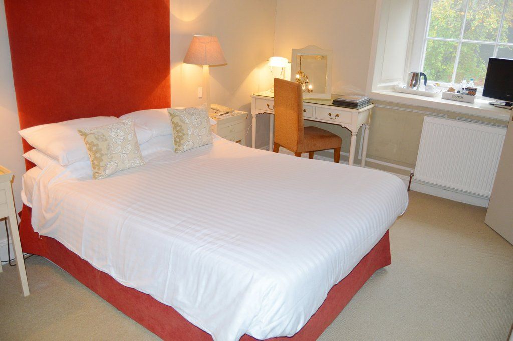 Langdon Court Hotel & Restaurant