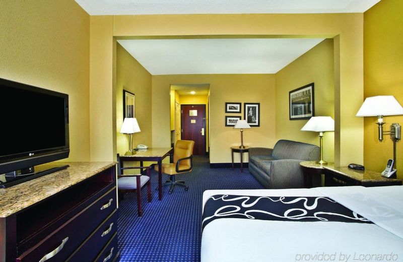La Quinta by Wyndham Mt. Laurel - Philadelphia