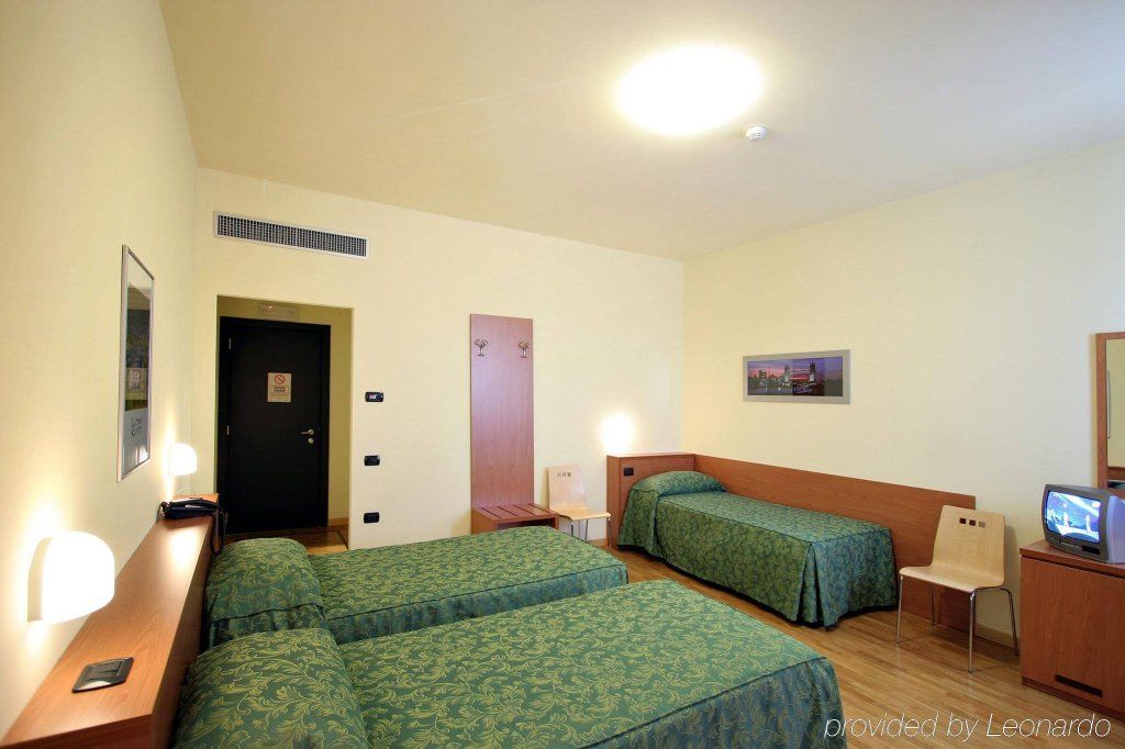 Hotel Dama