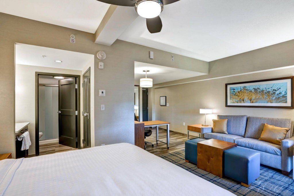 Courtyard by Marriott Boston Westborough
