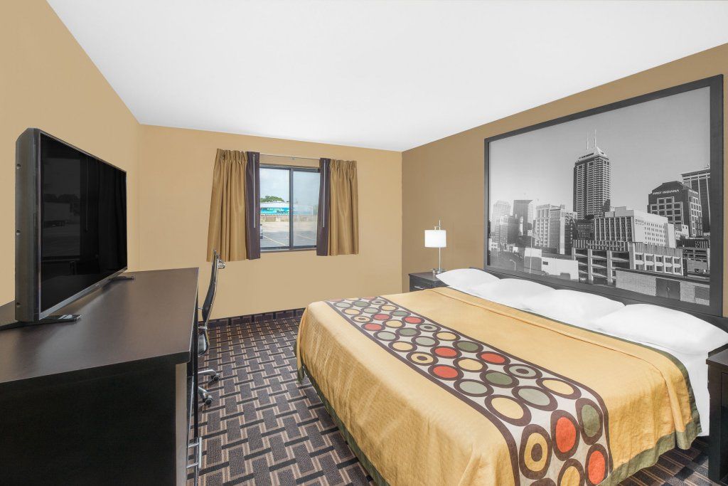 Super 8 by Wyndham Terre Haute