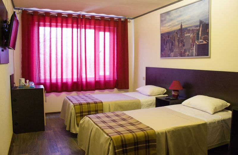 Hotel Discovery