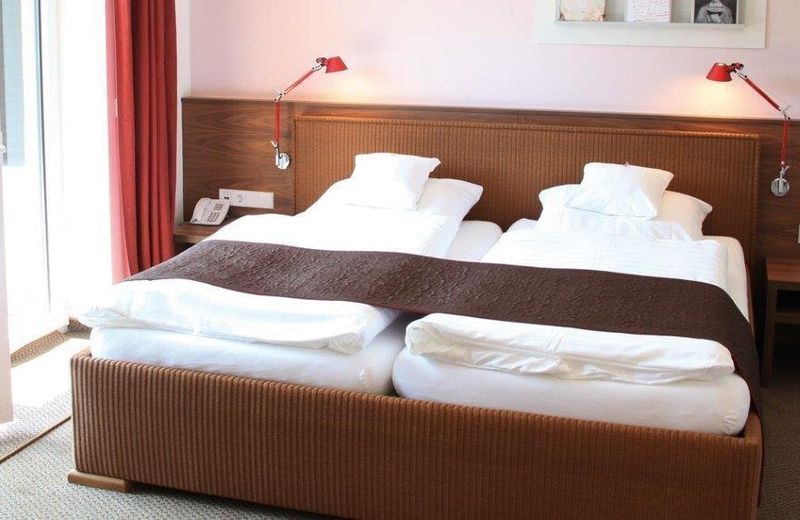 LITERATURHOTEL FRANZOSENHOHL