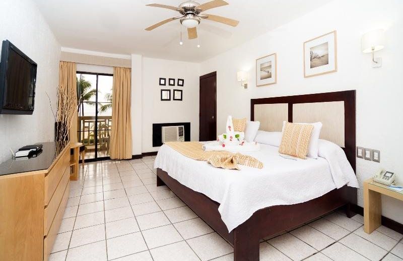 Coral Costa Caribe Beach Resort - All Inclusive