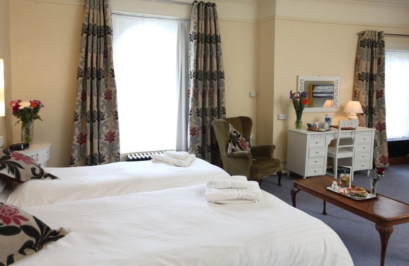 BEST WESTERN QUEENS HOTEL