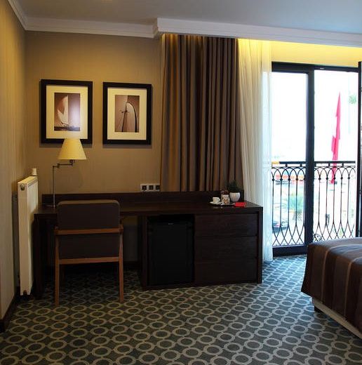 Tuzla Town Hotel