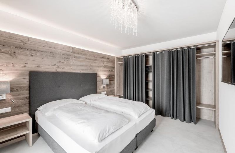 Mondschein Hotel