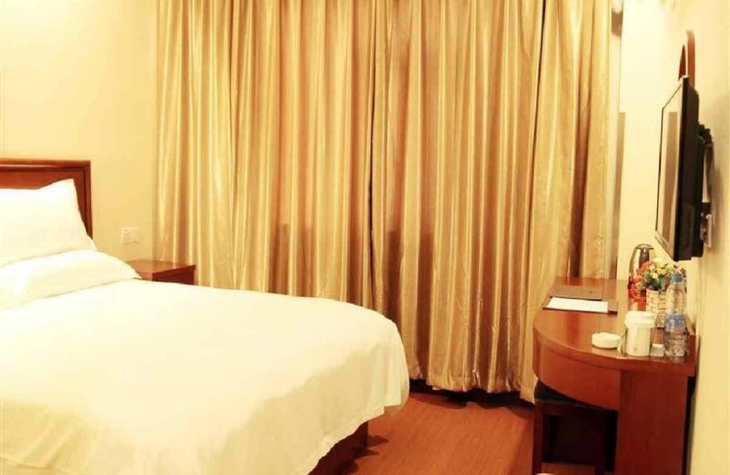 GreenTree Inn Hebei Langfang Dachang South HuaAn Road Express Hotel