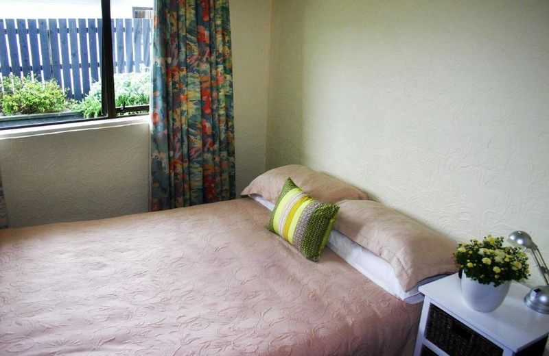 AAA Mana Motel