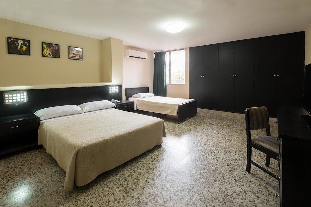 Ayenda 1313 Barahona 72