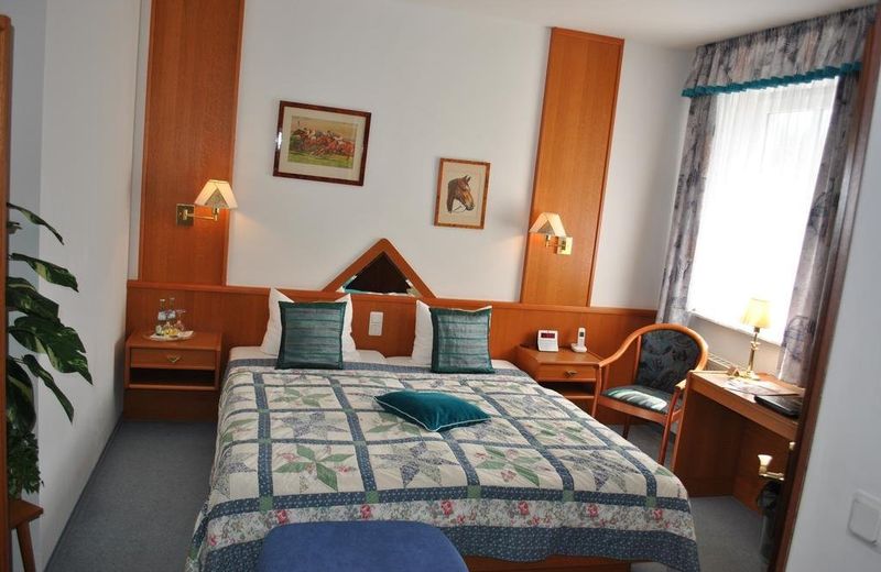 Parkhotel Neustadt Garni