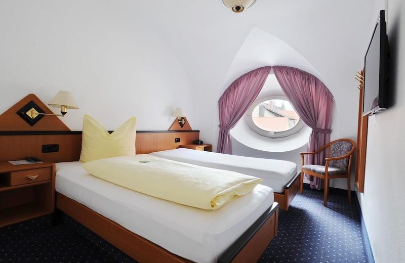 Hotel Goldener Hirsch
