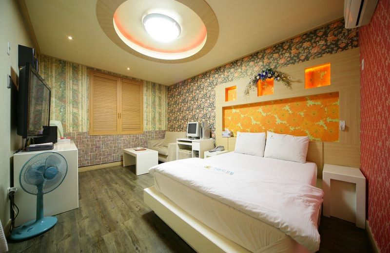 New Grand Hotel