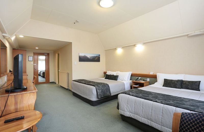 Ascot Park Hotel