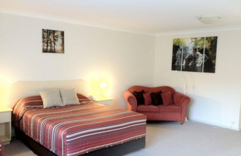 Tuckerbox Motor Inn