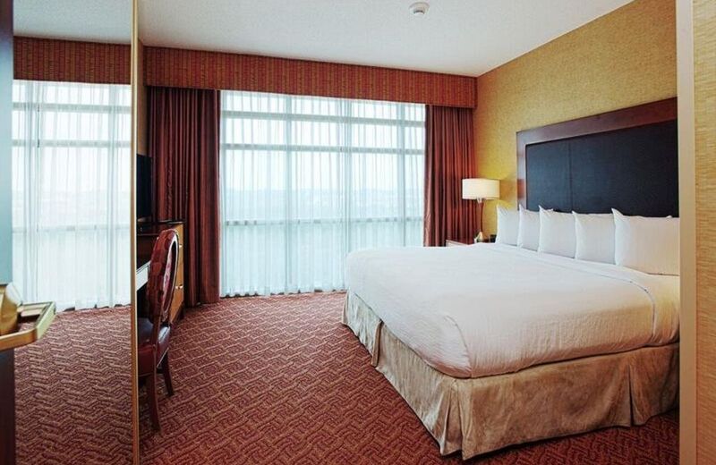 Embassy Suites Charlotte - Concord/Golf Resort & Spa