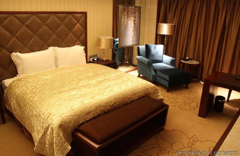 Sun Plaza International Hotel