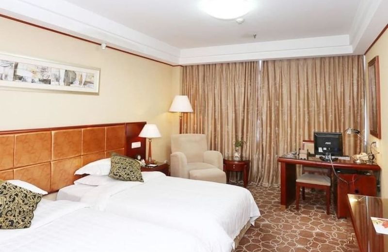 Yangtze River Hotel