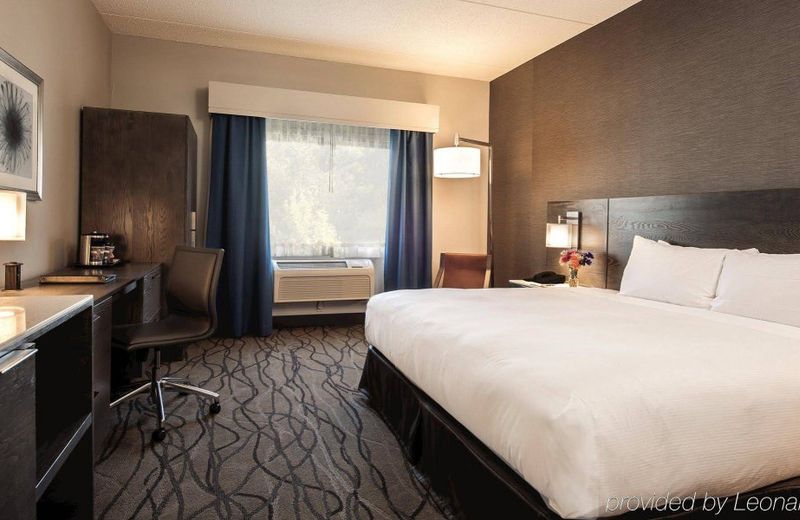 DoubleTree by Hilton Racine Harbourwalk