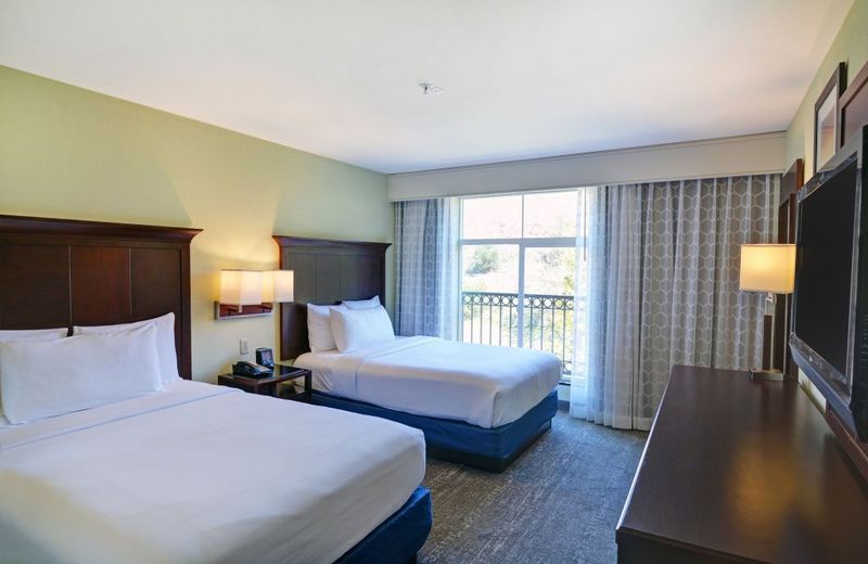 Embassy Suites Valencia