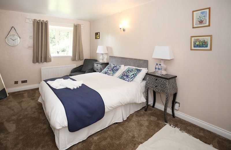 THE MERRYMOUTH INN