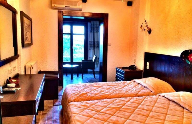 Hotel Taxiarches