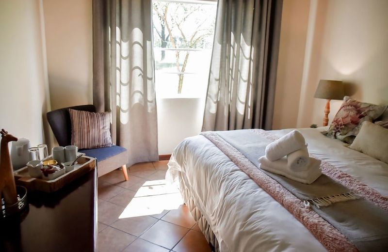 Unyati Safari Lodge