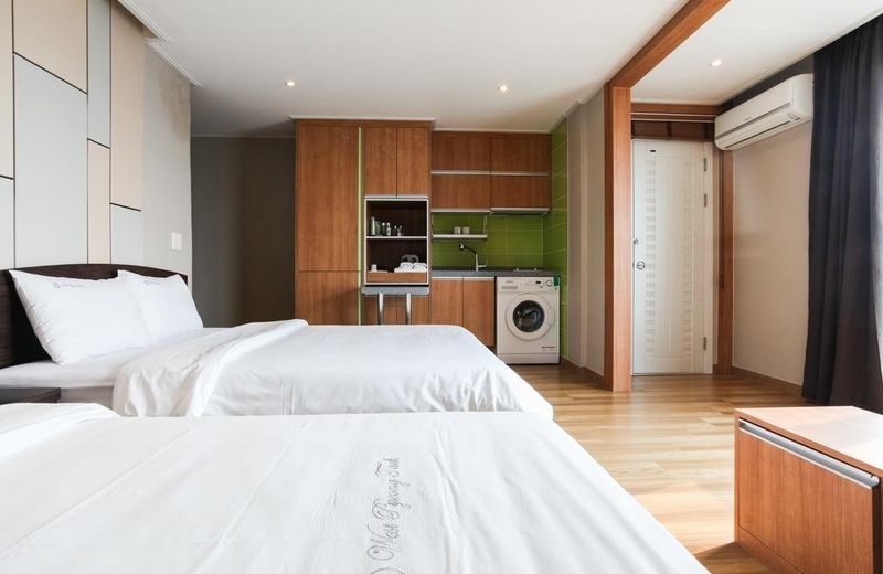 PyeongTaek Port Co'op Stay