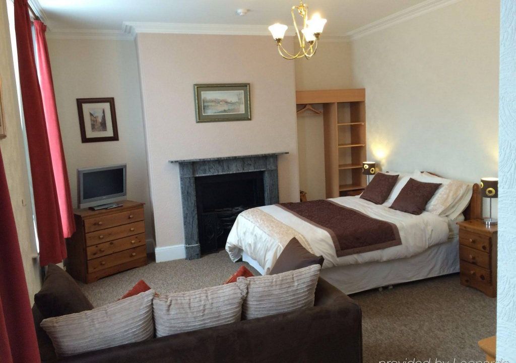 Abbots Mead Hotel