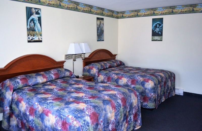Stratford Suburban Motel