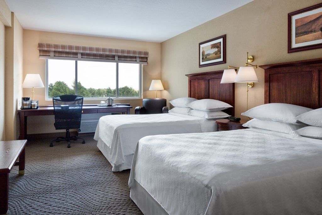 Sheraton Hotel Midwest City at the Reed Conference Center