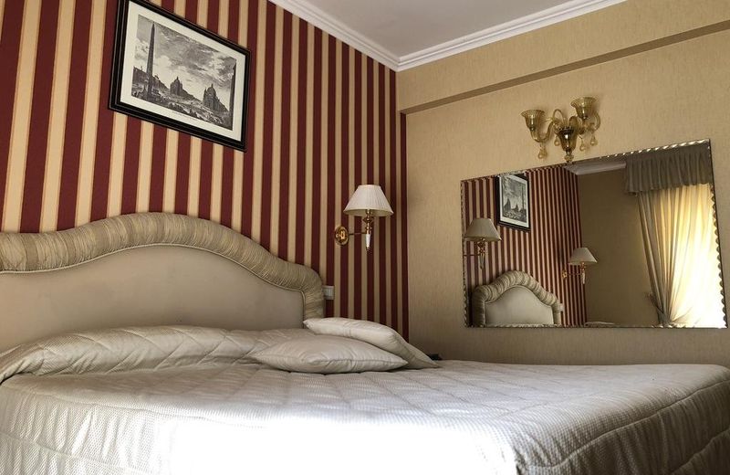 Green Park Hotel