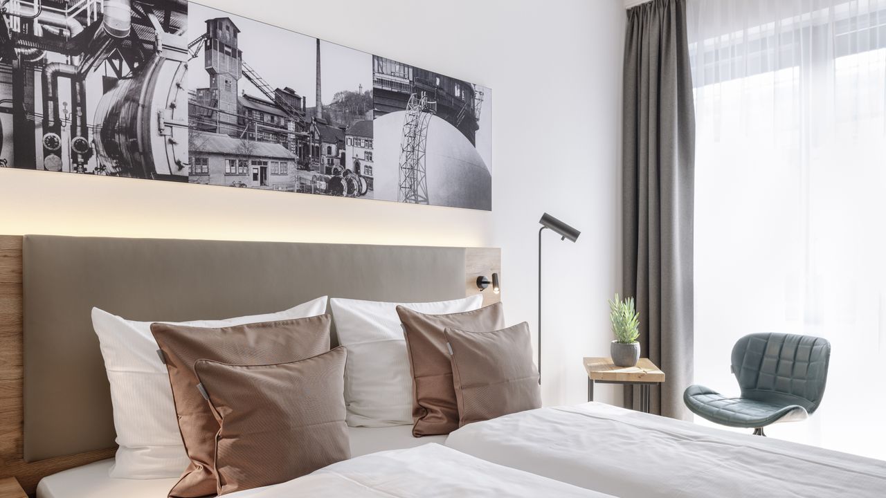 ECOME Hotel