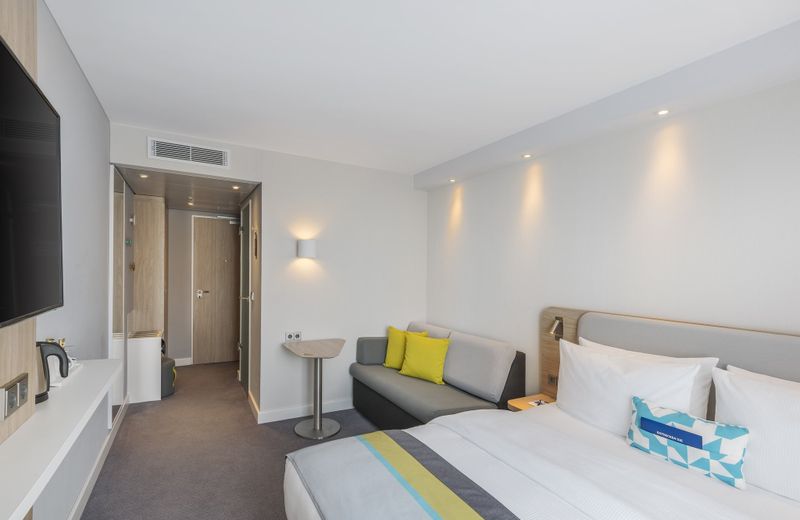 Holiday Inn Express Leipzig City Hauptbahnhof, an IHG Hotel