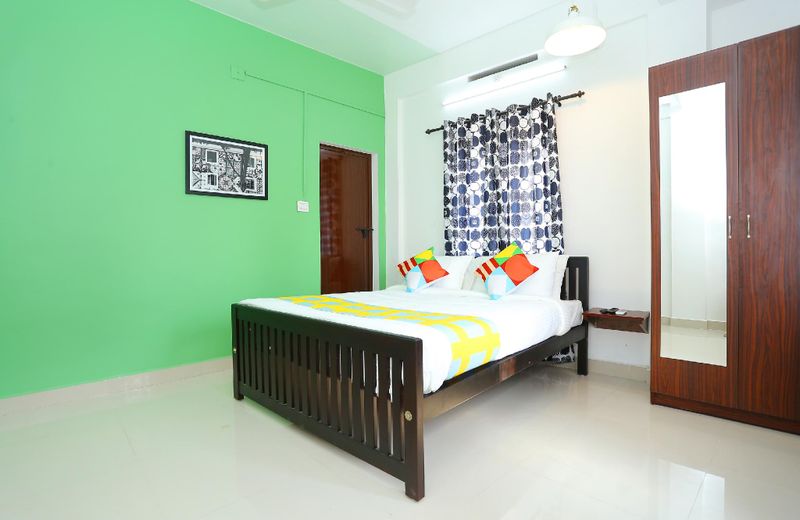 OYO 29588 Contemporary Stay Aluva