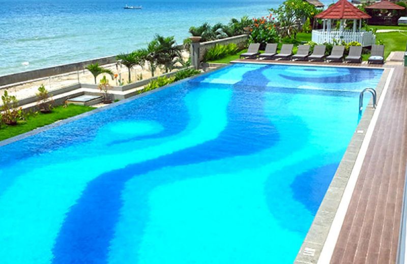 Hotel on The Rock