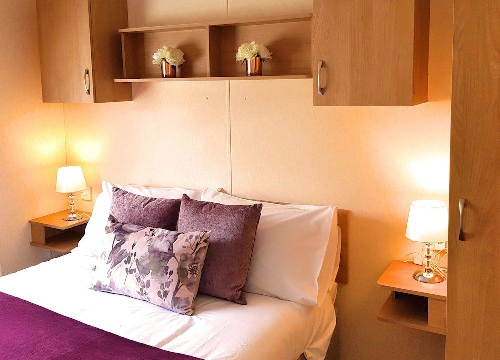 Pitch & Canvas Self Catering at Broad Oak Farm -Caravan Park