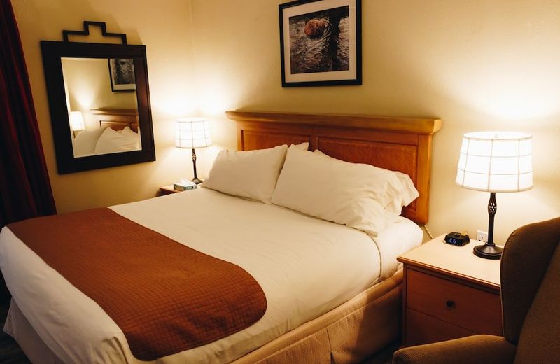 Boulder Twin Lakes Inn