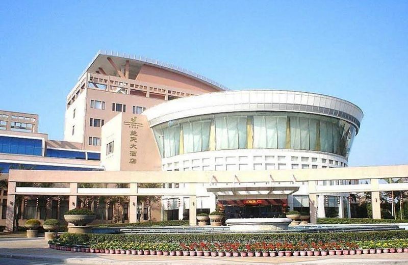 Blue Sky Garden Hotel