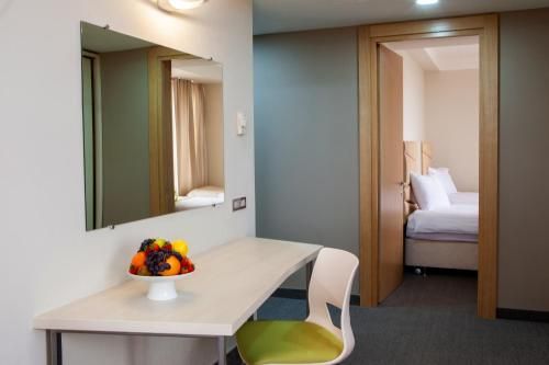 President Hotel by Hrazdan Hotel CJSC