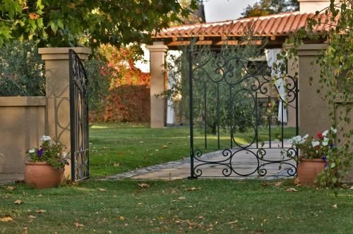 Outdoor Pictures 23