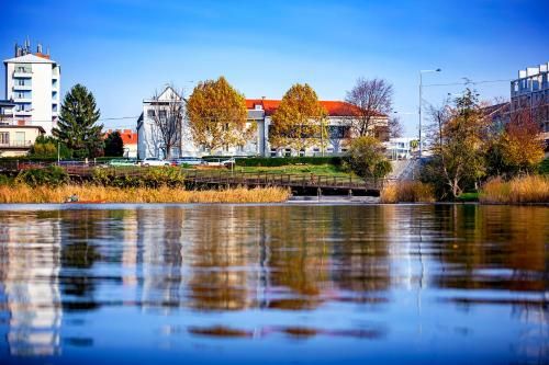 Outdoor Pictures 22