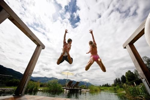 Outdoor Pictures 21