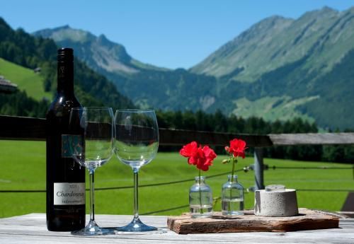 Outdoor Pictures 24