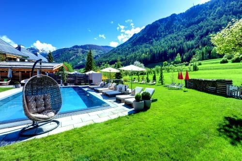 Outdoor Pictures 21