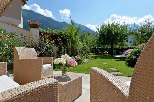Outdoor Pictures 21